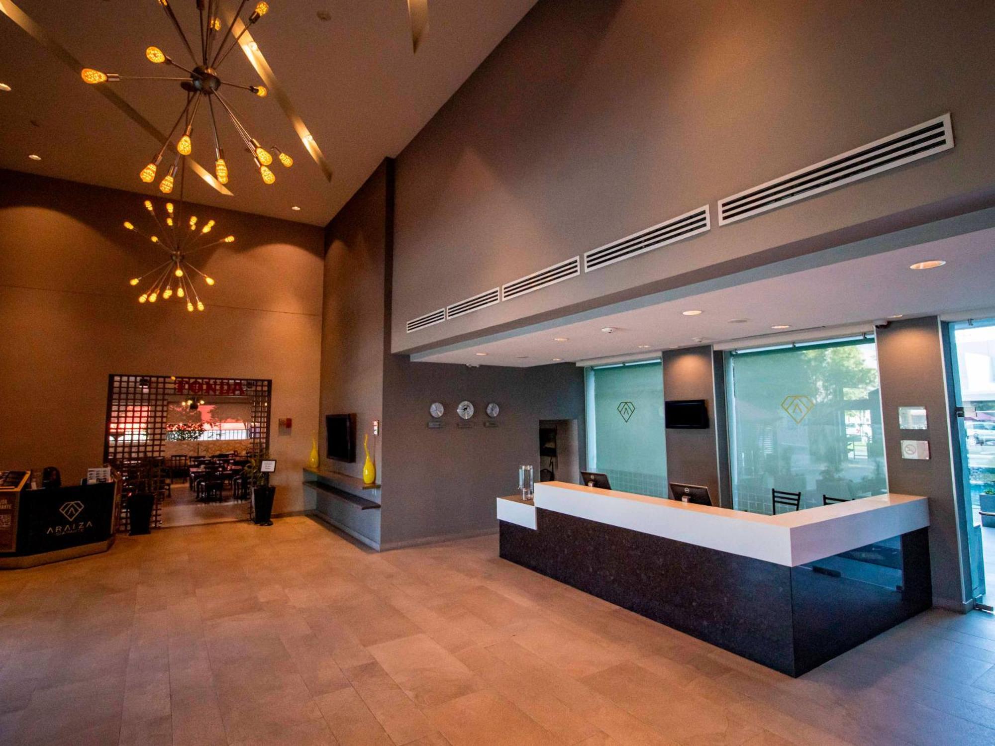 Hotel Araiza San Luis R.C. San Luis Río Colorado Екстериор снимка