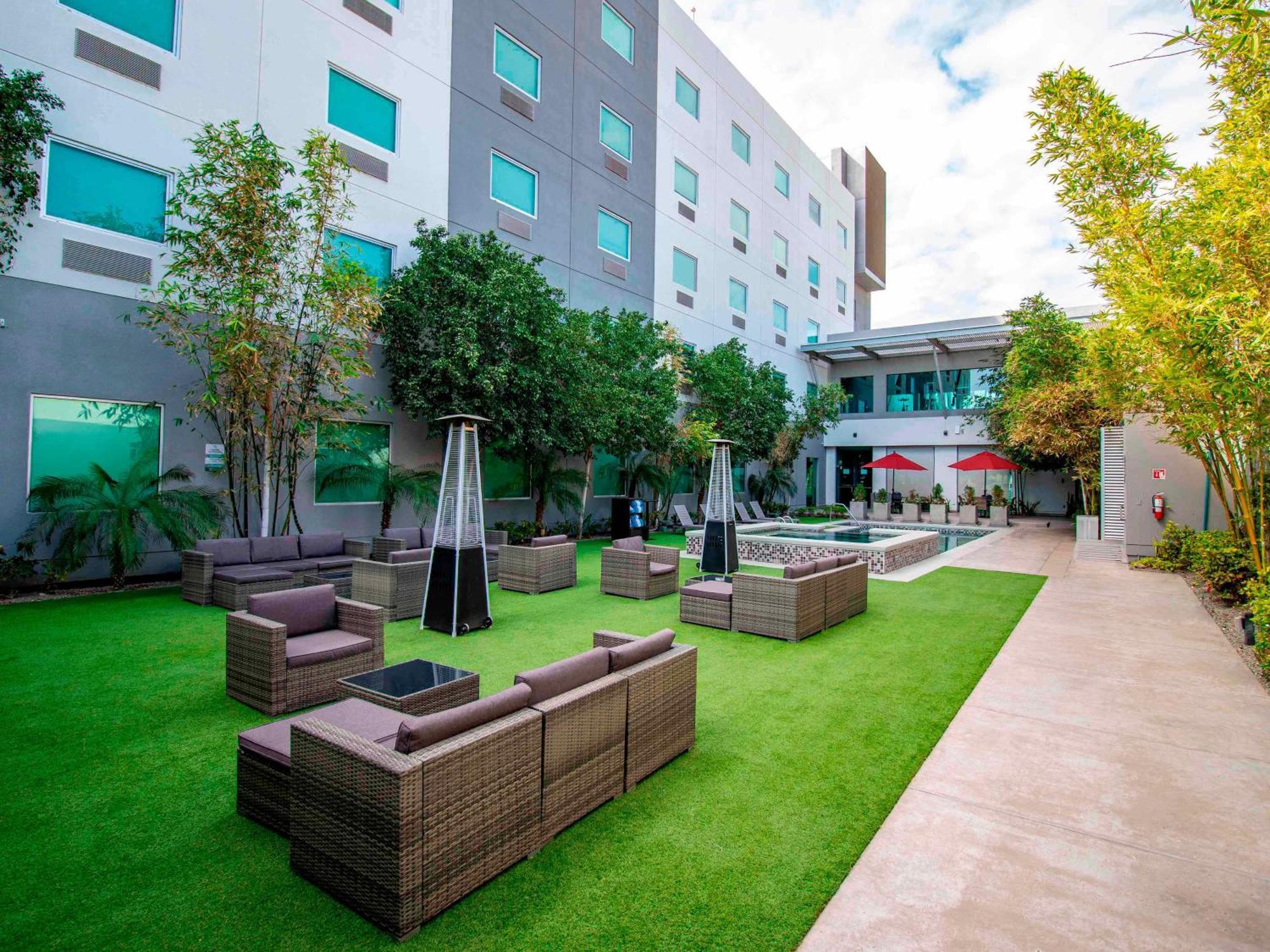Hotel Araiza San Luis R.C. San Luis Río Colorado Екстериор снимка