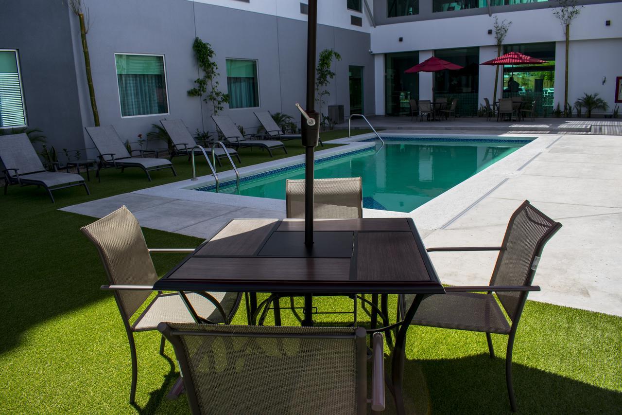 Hotel Araiza San Luis R.C. San Luis Río Colorado Екстериор снимка